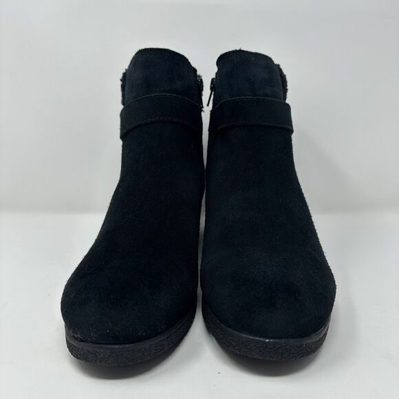 Lands End Womens Black Suede Booties 10W Fleece Lined Ankle Boots Side Buckle - Picture 3 of 13